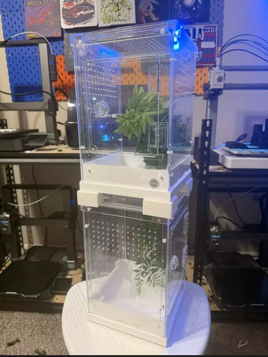 Stacker Riser Kit For Thrive 8X8X12 Vertical Enclosure